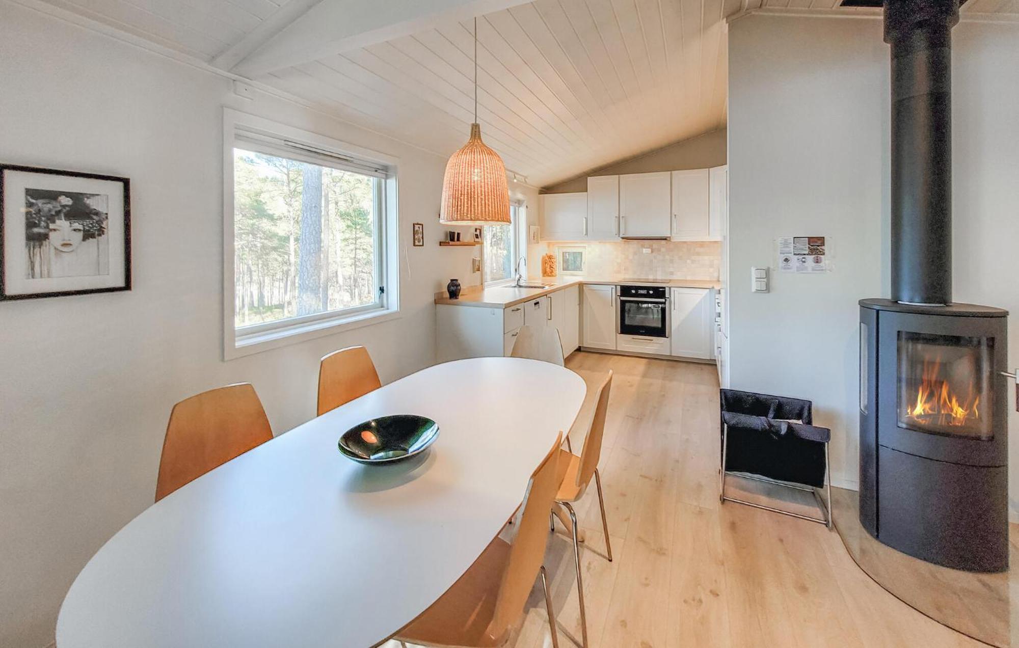 Gorgeous Home In Jorpeland With House Sea View Exteriör bild