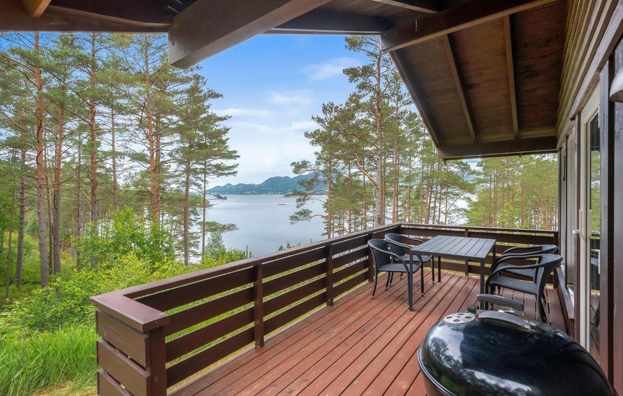 Gorgeous Home In Jorpeland With House Sea View Exteriör bild